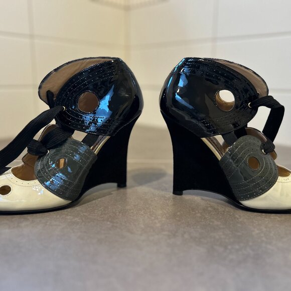 Galliano Patent Leather and Suede Open Toe Wedges Size EU 38 - Picture 2 of 6